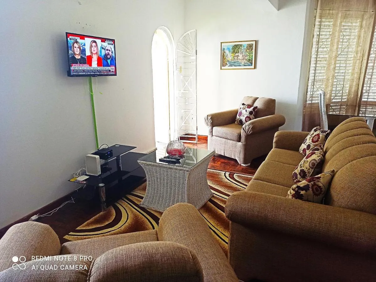 Columbus Heights Apt 26 F Ocho Rios Apartament