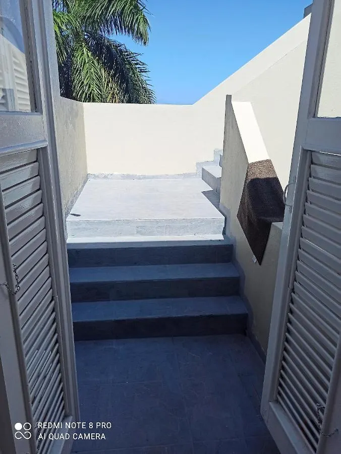 Columbus Heights Apt 26 F Ocho Rios Appartamento