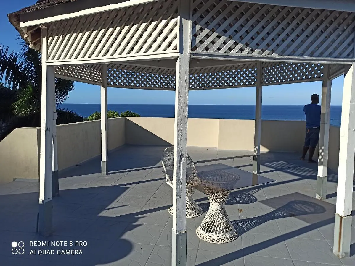 Columbus Heights Apt 26 F Ocho Rios Appartamento