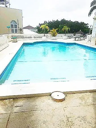 Columbus Heights Apt 26 F Ocho Rios 0*,  Giamaica