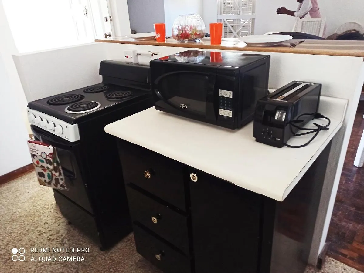 Columbus Heights Apt 26 F Ocho Rios 0*,  Jamaica